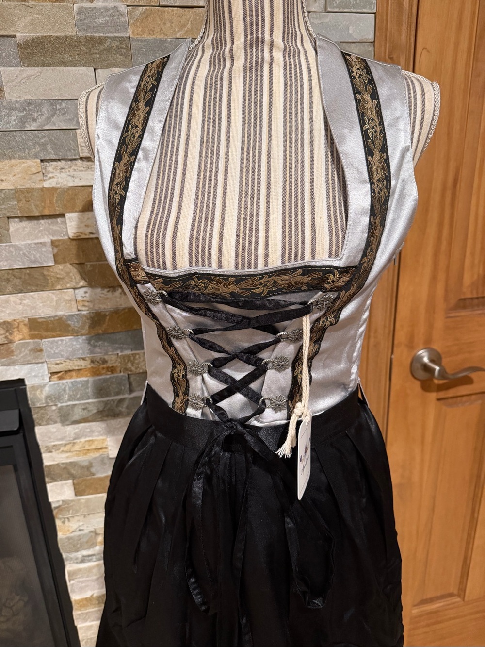 OKTOBERFEST Silver and Black Satin Corset-Style Dress Bodice Dirndl SIZE 40